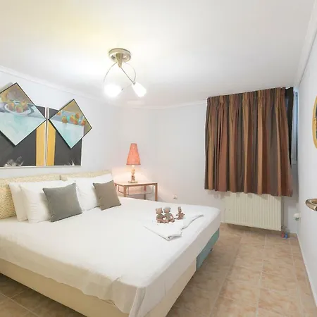 بيت للعطل Sani Gallery Villa, Your Next Family Vacation! باراليا ساني