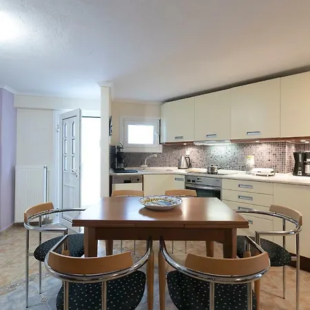 بيت للعطل Sani Gallery Villa, Your Next Family Vacation! *