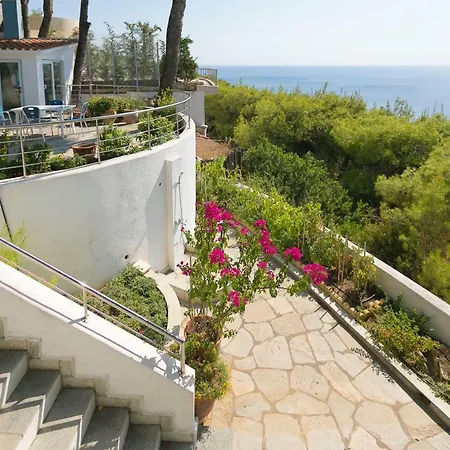 بيت للعطل Sani Gallery Villa, Your Next Family Vacation! باراليا ساني